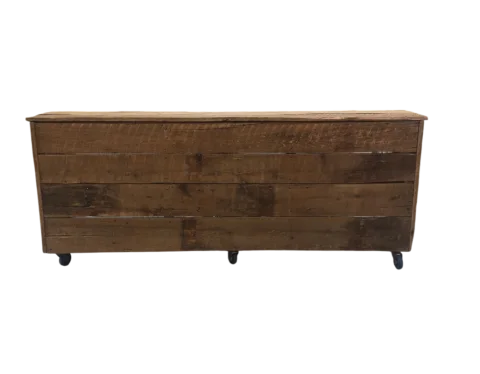Bar en bois de grange