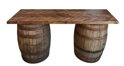 Table barils chevron