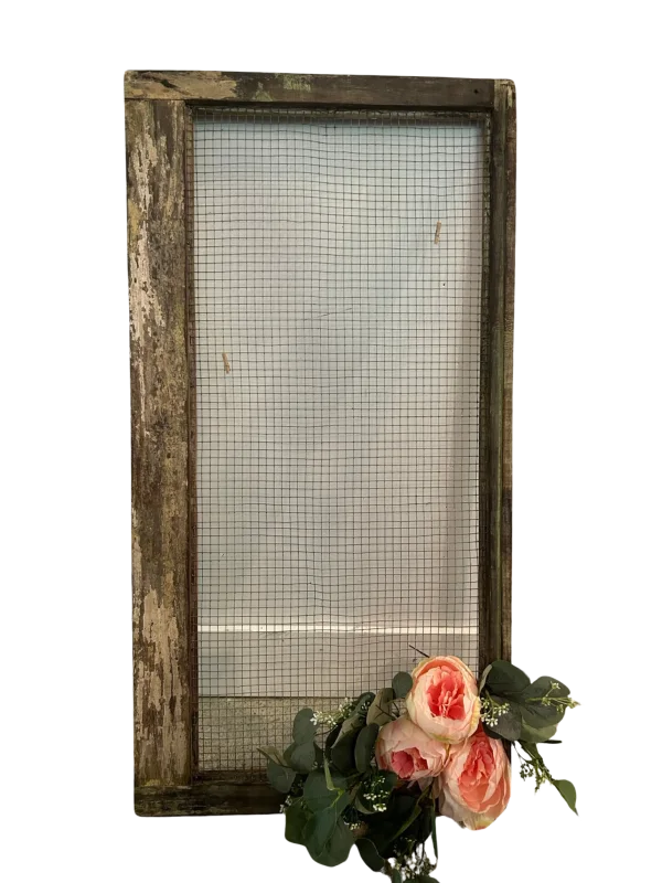 Fenêtre rustique avec grillage 18''x35''