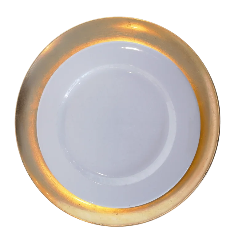 Gold charger plate with rounded rim