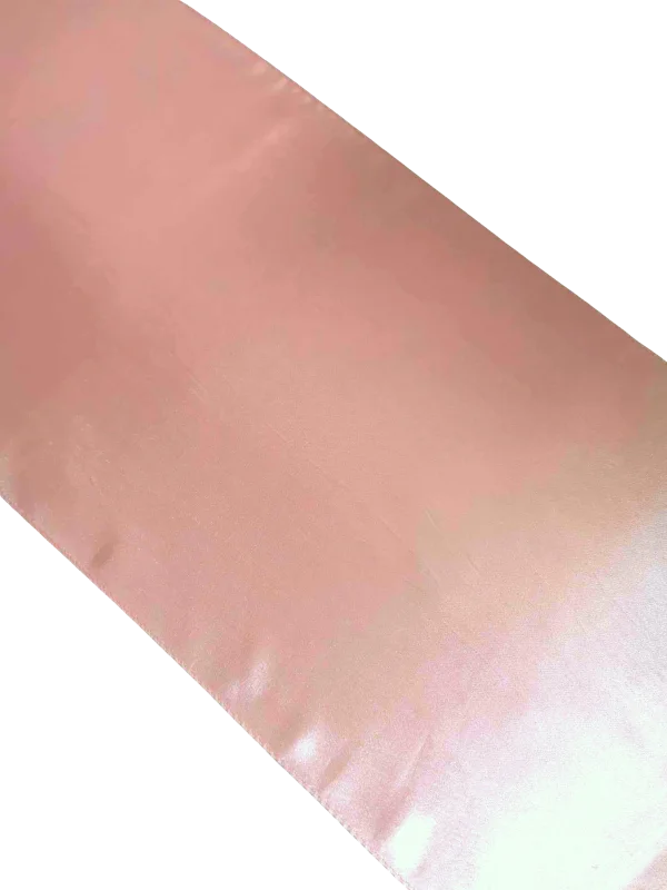 Chemin de table satin blush 9'