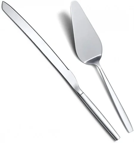 Ensemble d'ustensiles à gâteau argent