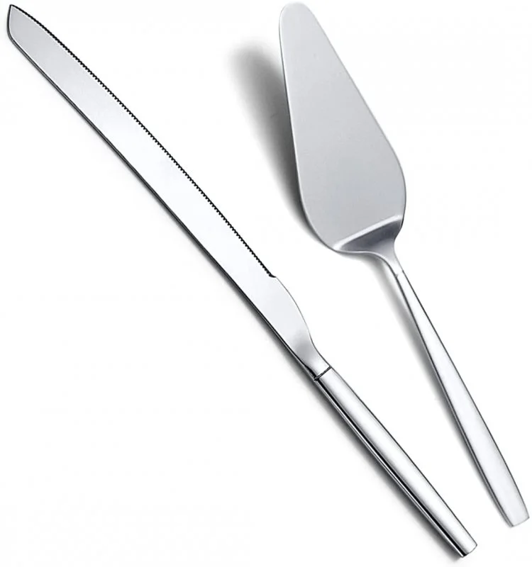 Ensemble d'ustensiles à gâteau argent
